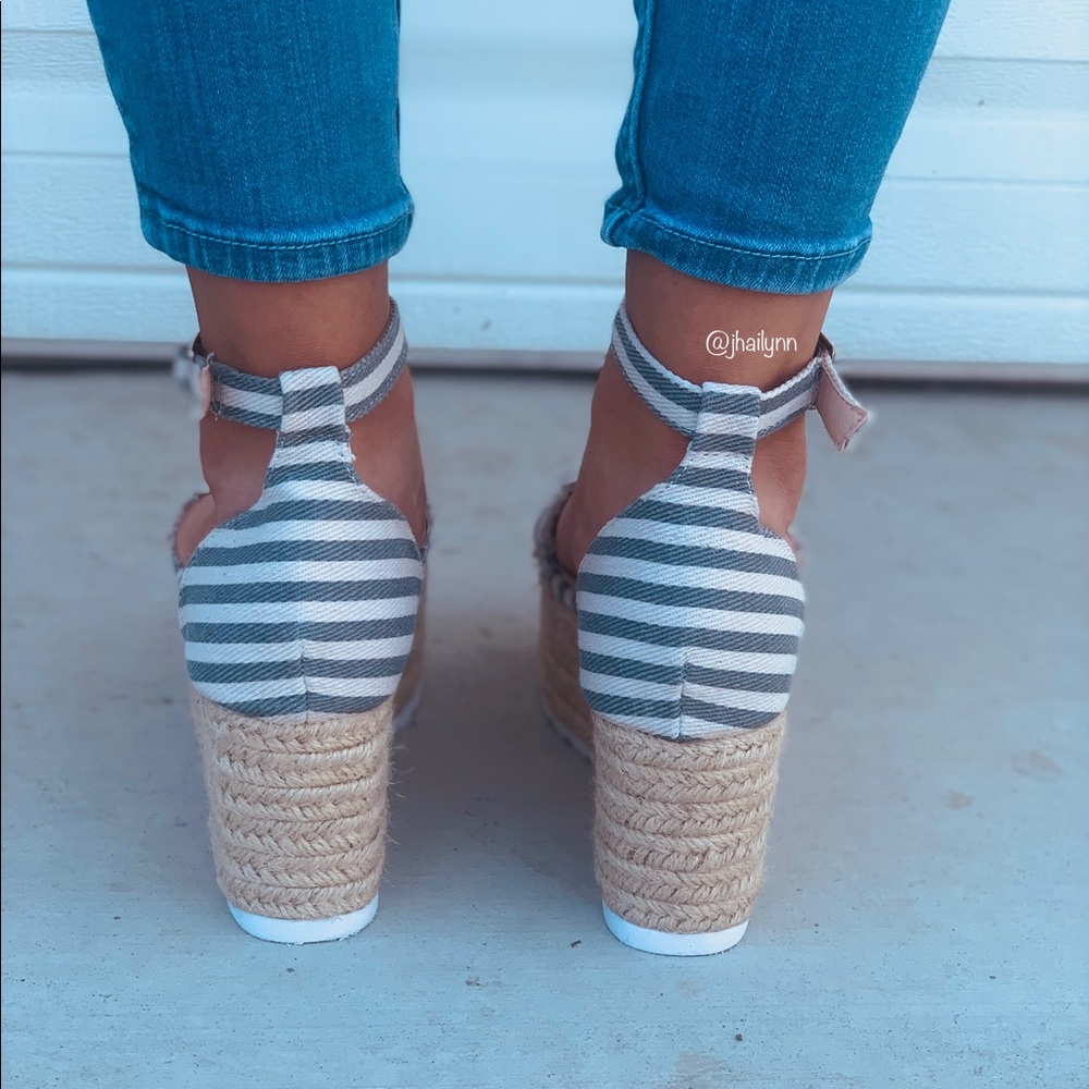 Stripped Espadrille wedge - Picture 3 of 5